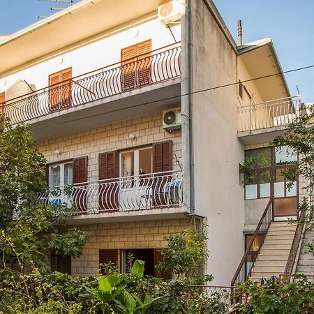 Apartments Nuic 748 Makarska Exterior photo