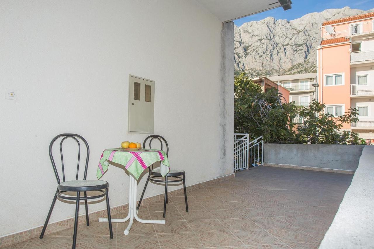 Apartments Nuic 748 Makarska Exterior photo