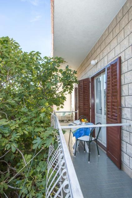 Apartments Nuic 748 Makarska Exterior photo