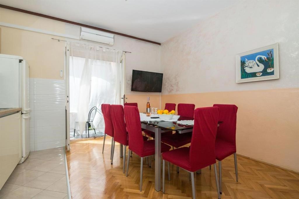 Apartments Nuic 748 Makarska Exterior photo